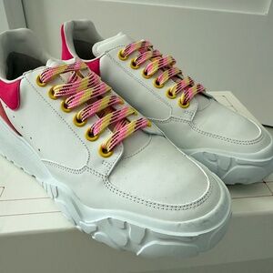 Alexander McQueen Oversized Court Trainer 'White Peony Pink' in perfect con